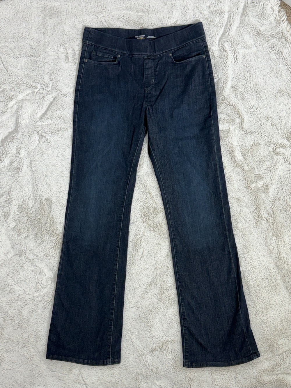 Signature by Levi Strauss Totally Shaping Pull-On Dark Blue Bootcut Jeans